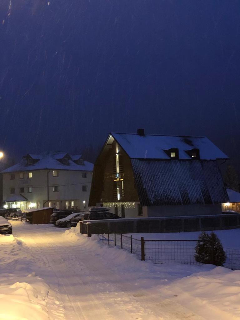 Guest House Alpha Ski Camp Jahorina Esterno foto